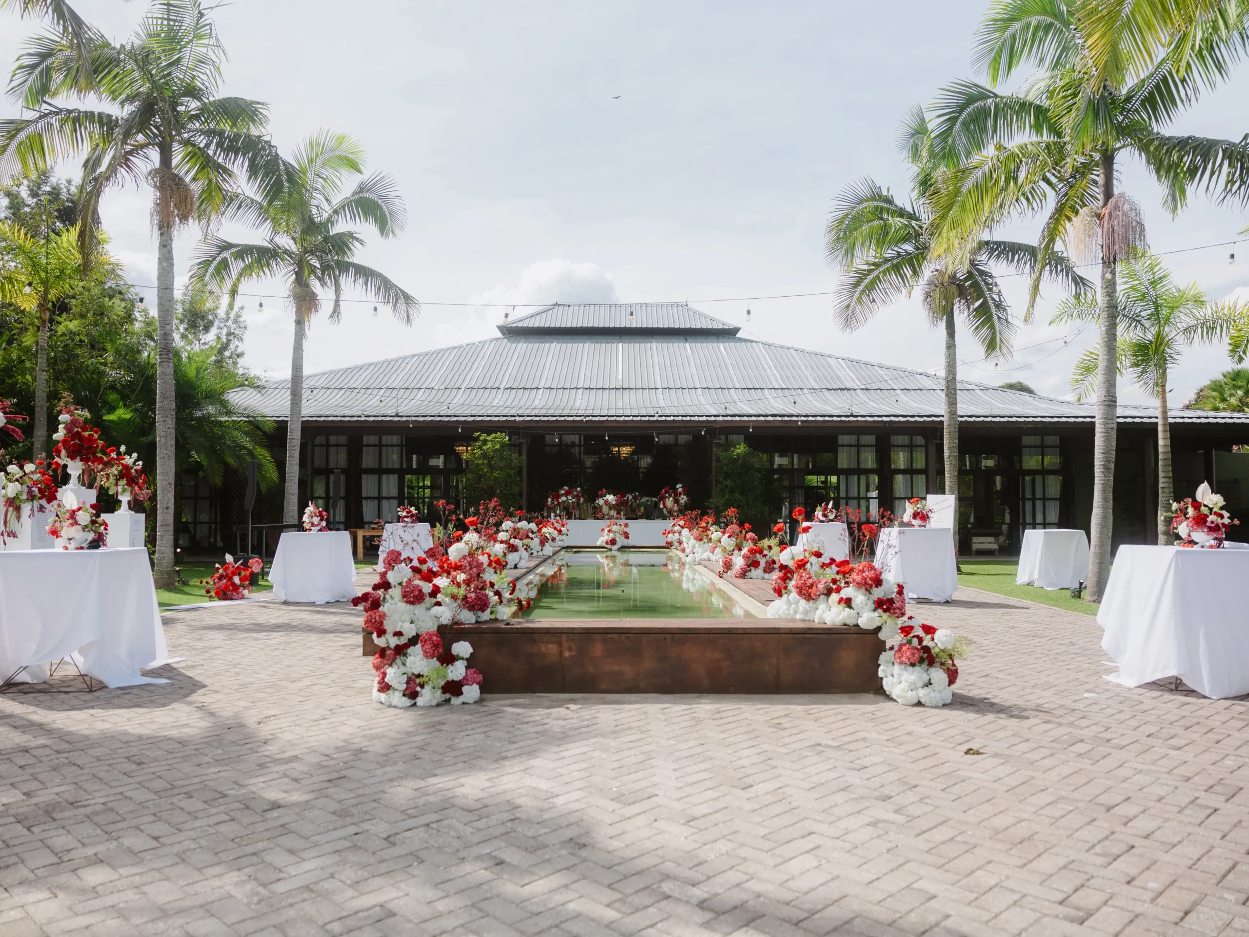 Flight and travel coordination for destination wedding guests in Colombia